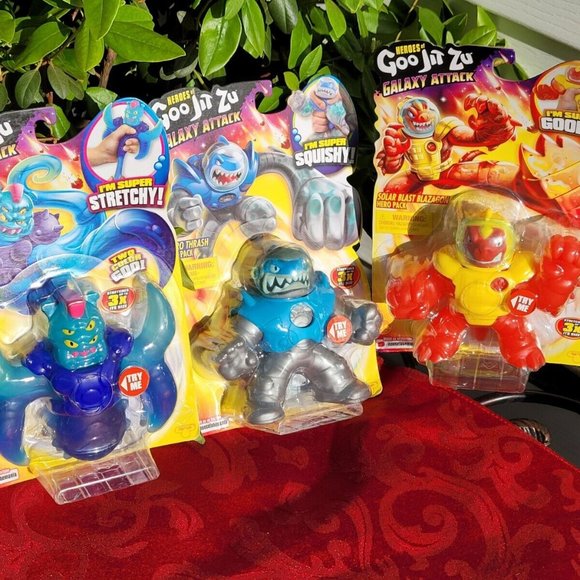 Heroes of Goo Jit Zu Figure Set - Picture 1 of 7